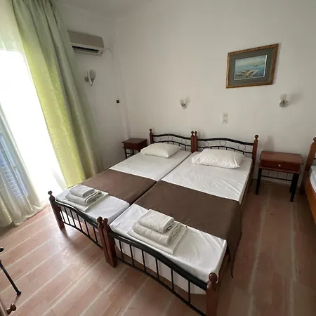 Πανσιόν Pansion Angela Σκιάθος Πόλη