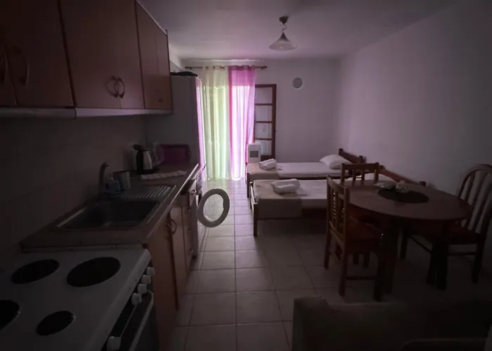 Pansion Angela Guest house Skiathos Town