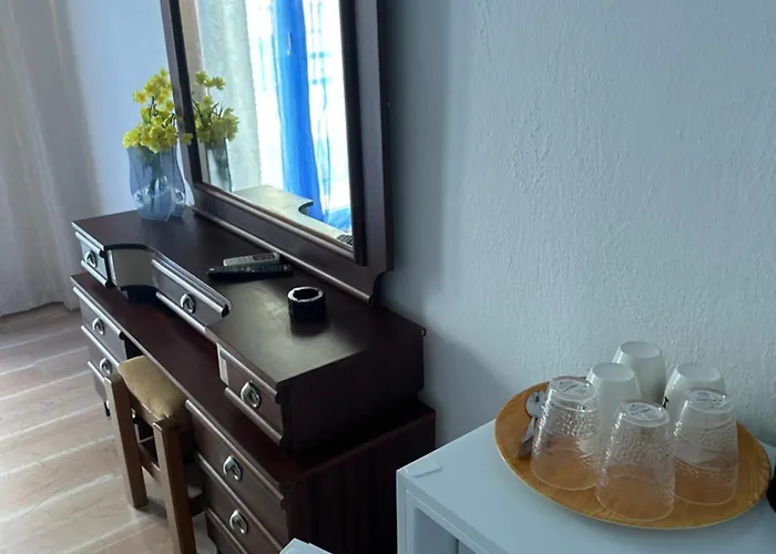 Pansion Angela Guest house Skiathos Town