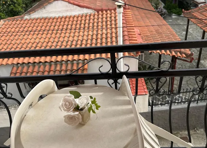 Pansion Angela Skiathos Town