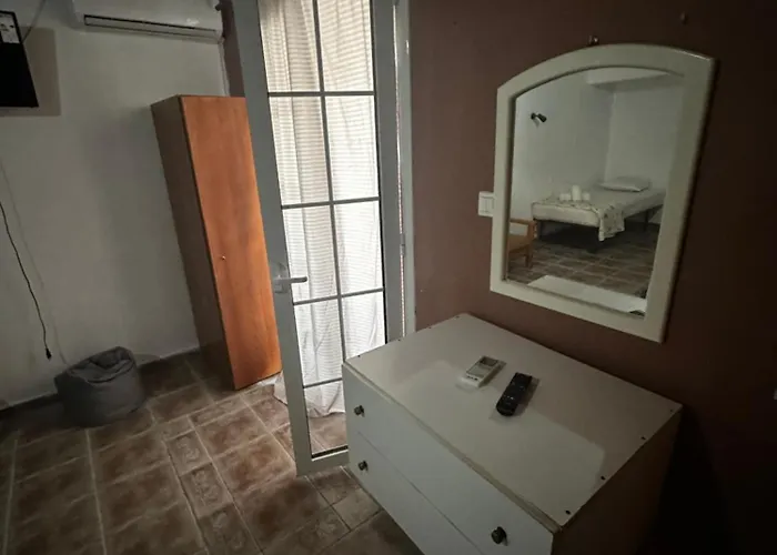 Guest house Pansion Angela Skiathos Town