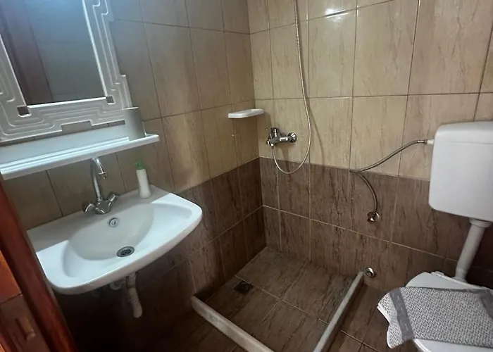 Pansion Angela Guest house