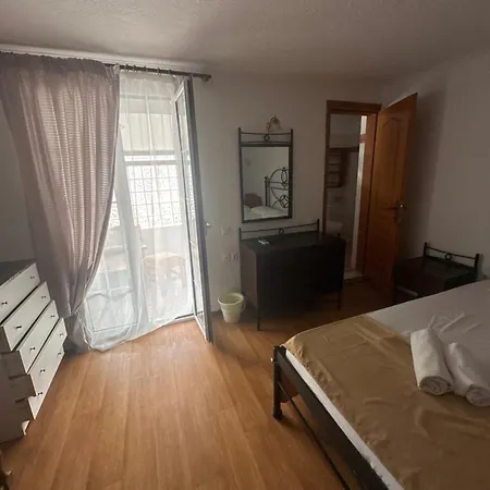 ゲストハウス Pansion Angela スキアトスタウン