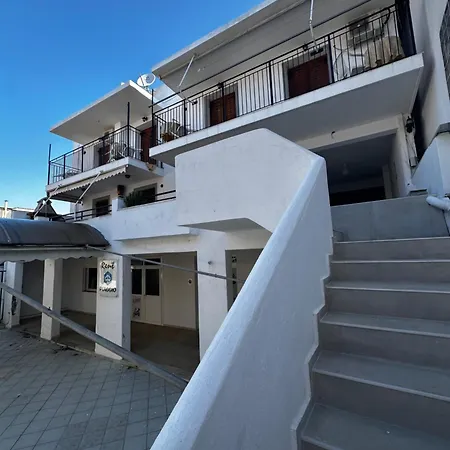 Pansion Angela Affittacamere 3*