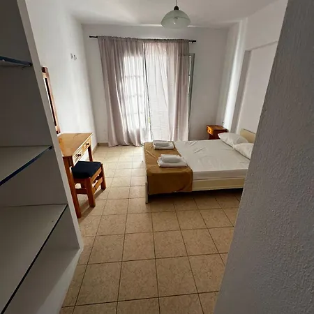 Pansion Angela スキアトスタウン