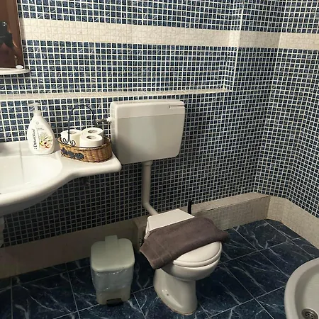 Pansion Angela 3* スキアトスタウン