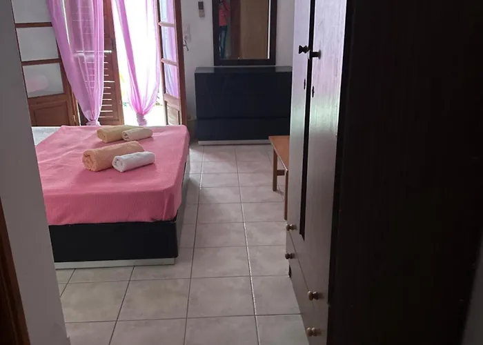 Pansion Angela Città di Skiathos