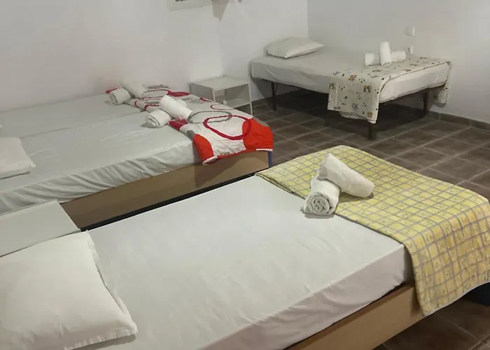 安吉拉旅馆 招待所 3*